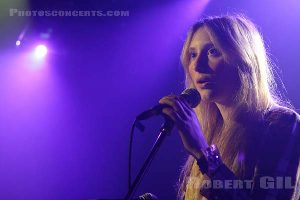 SYDNEY WAYSER - 2010-04-01 - PARIS - La Maroquinerie - 